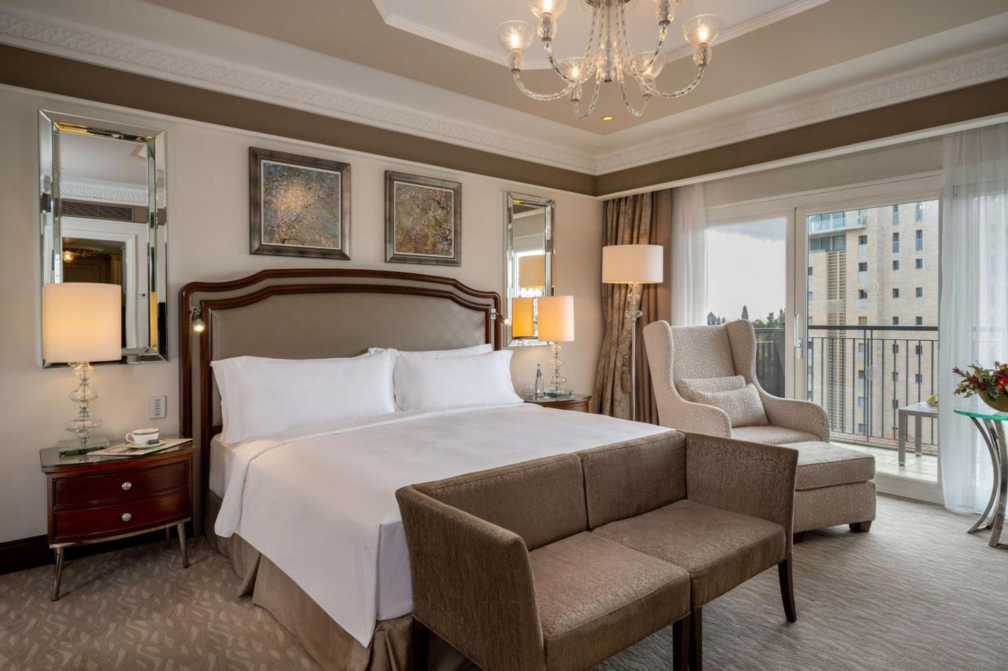 Waldorf Astoria Hotel 5*